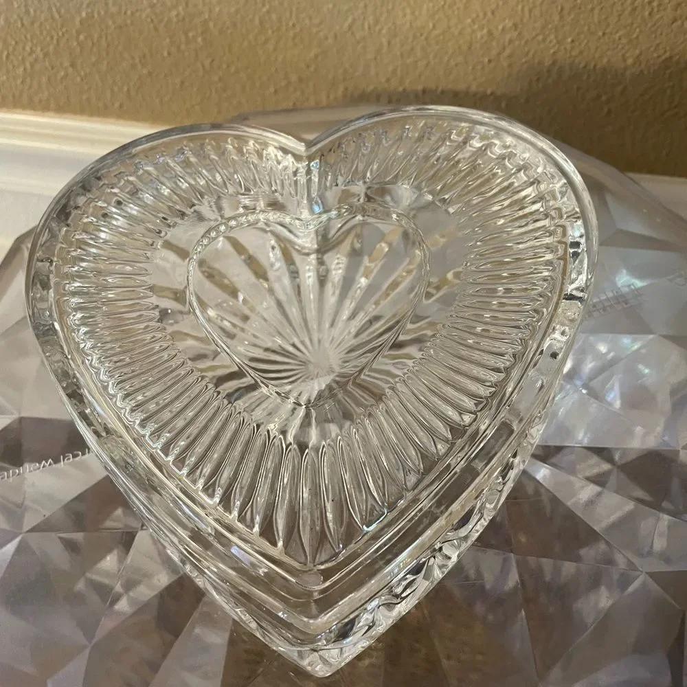 Glass Crystal Large Heart Trinket Box with Lid 7x7 Gorgeous!!